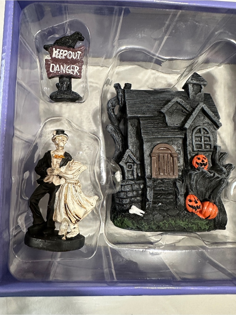 Haunted Grey & Black Halloween Haunted House Village Set New Set #2 - Picture 5 of 5